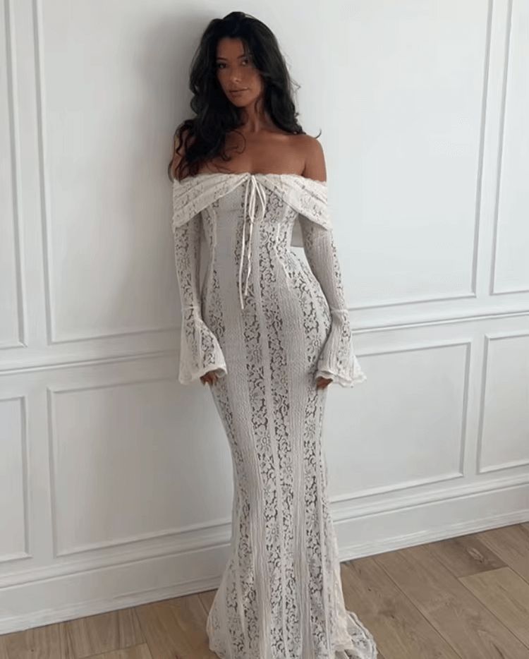 Vestito Lungo Bianco Off-Shoulder - Candore Sublime: Purezza Assoluta